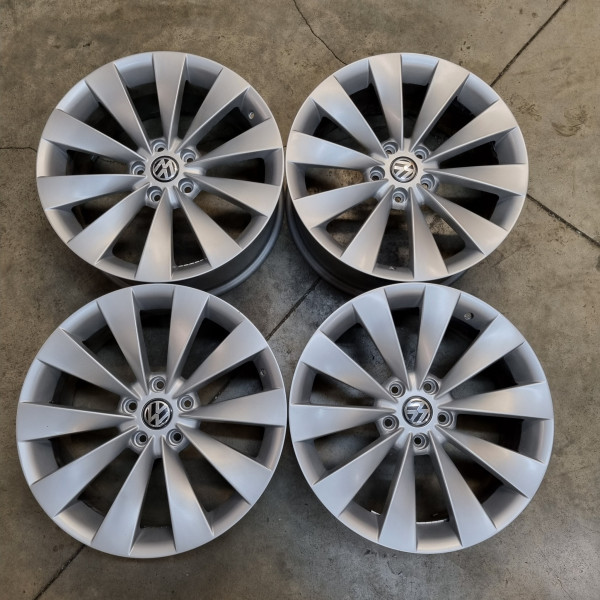 5x112 R18 8.0J ET42 57.1