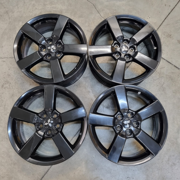 5x114.3 R18 7.0J ET38 67.1