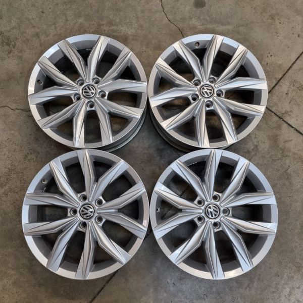 5x112 R18 7.0J ET43 57.1