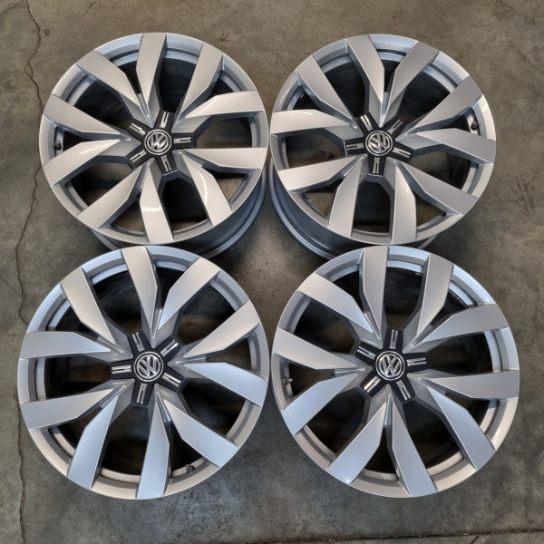 5x112 R20 9.0J ET33 66.6 Touareg III Montero 900€ bez tpms /1000€ s original tpms