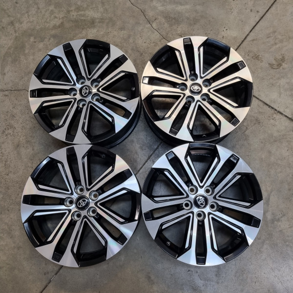 5x114.3 R18 7.0J ET35 60.1