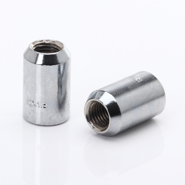 Sada 20ks matíc Japan Racing M12x1.25 32mm Strieborné