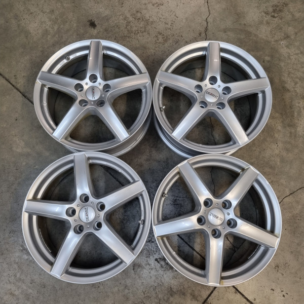 5x114.3 R17 7.0J ET50 67.1
