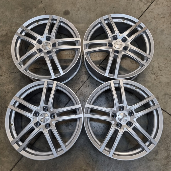5x112 R19 8.0J ET45 57.1