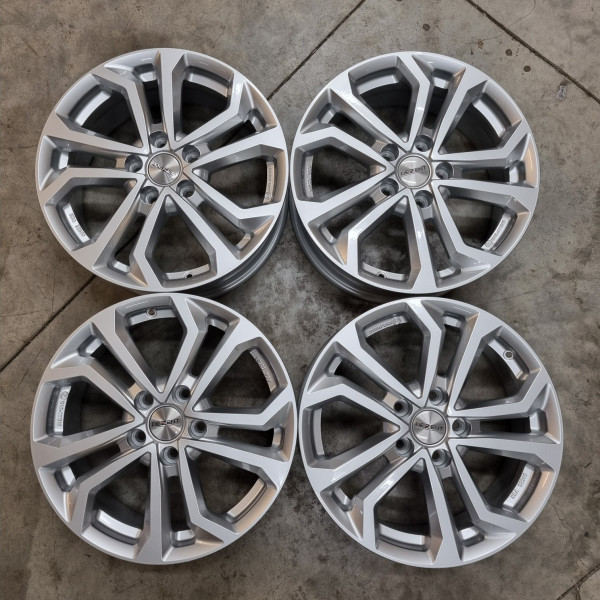 5x108 R17 7.5J ET50.5 63.3 DEZENT TA Silver