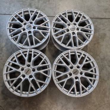 5x114.3 R17 7.5J ET48 72.6 CARMANI 20 Ludwig White silver