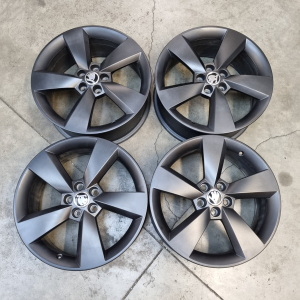 5x100 R17 7.0J ET46 57.1