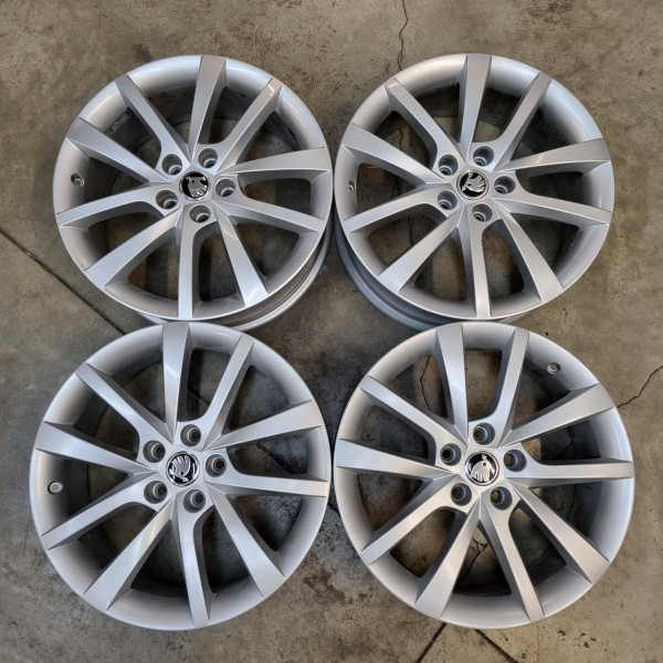 5x112 R18 7.0J ET43 57.1