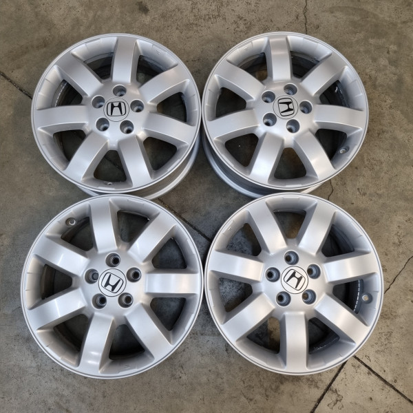 5x114.3 R17 6.5J ET50 64.1