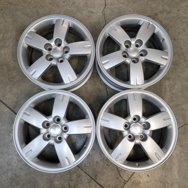 5x114.3 R17 6.5J ET38 67.1