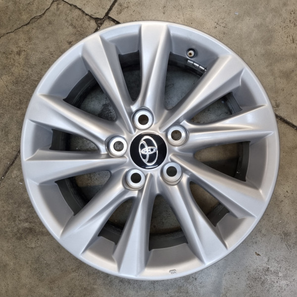 5x114.3 R16 7.0J ET40 60.1