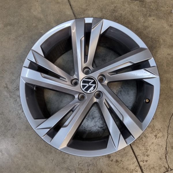 5x112 R19 8.5J ET38 57.1
