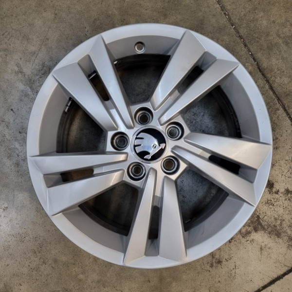 5x100 R15 6.0J ET38 57.1