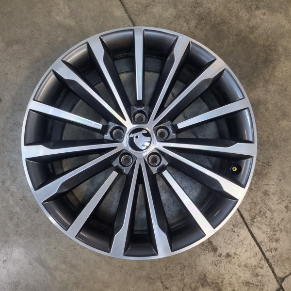 5x112 R19 8.0J ET44 57.1