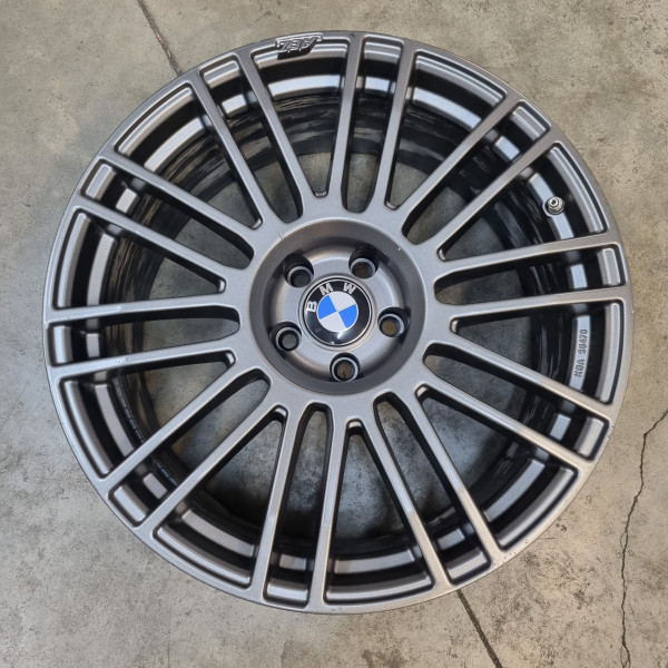 5x112 R20 9.0J ET35 70.1