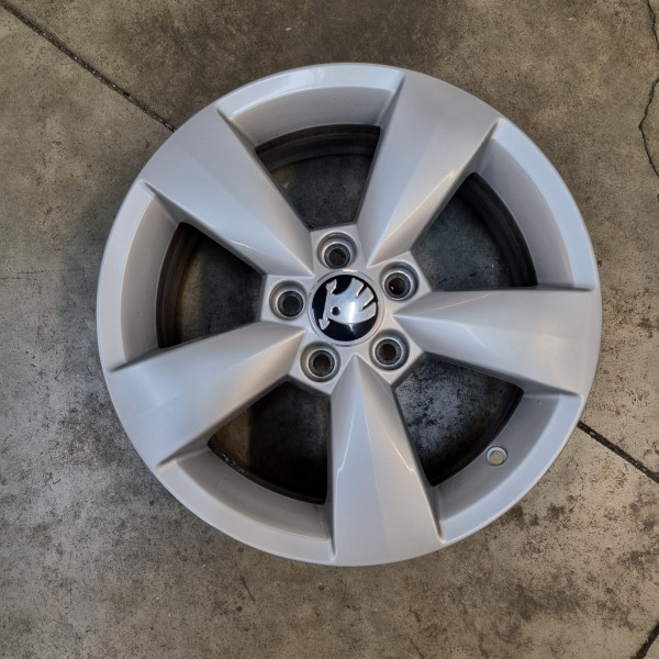 5x100 R15 6.0J ET38 57.1