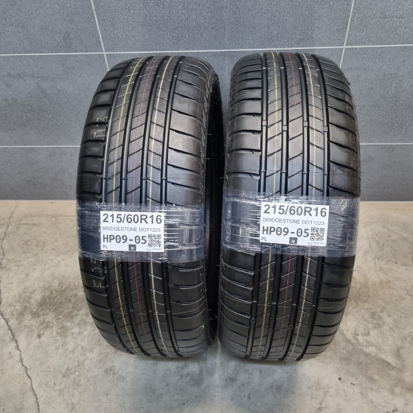 215/60R16 BRIDGESTONE DOT1223