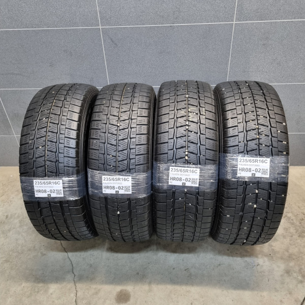 235/65R16C FALKEN DOT2022