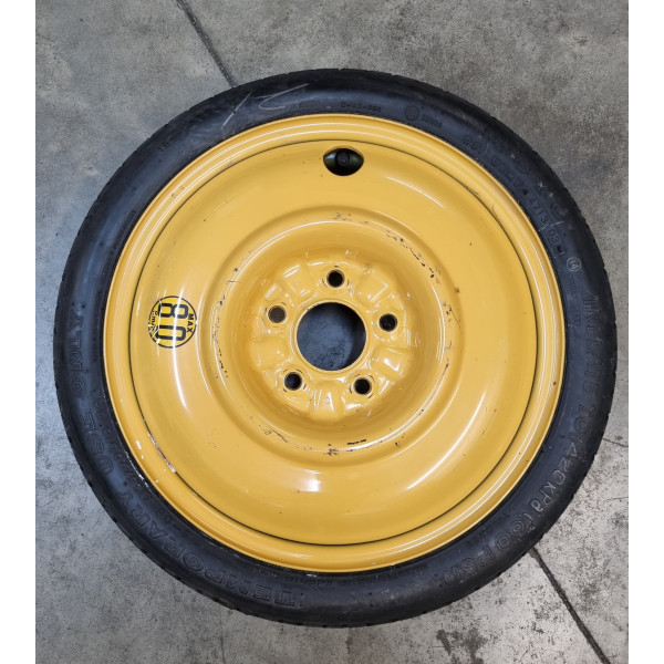 5x114.3 R16 4.0J ET? 67.1 125/70R16 TOYO
