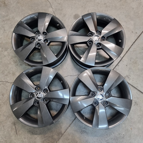5x112 R16 6.0J ET48 57.1