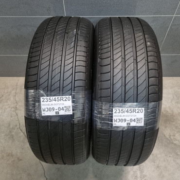 235/45R20 MICHELIN DOT2724
