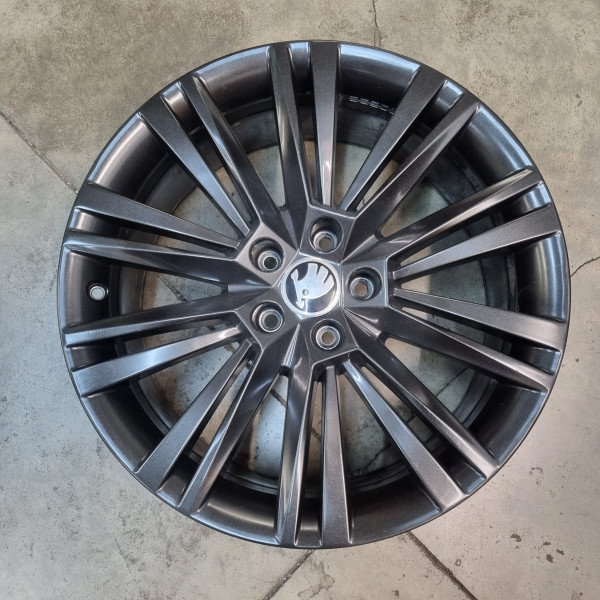 5x112 R19 8.0J ET44 57.1