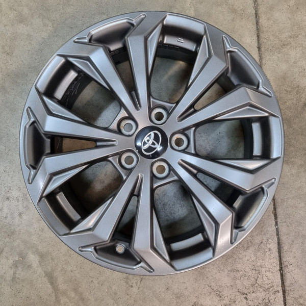 5x114.3 R18 7.0J ET35 60.1