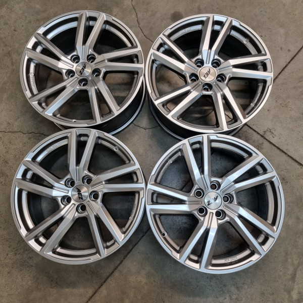 5x108 R18 8J ET42 63.3 AEZ North High gloss