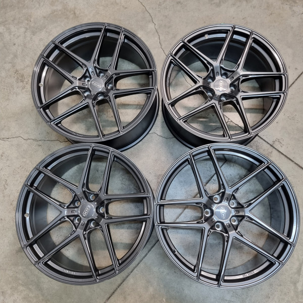5x120 R21 10.0J ET35 72.6 DOTZ LagunaSeca grey Gunmetal