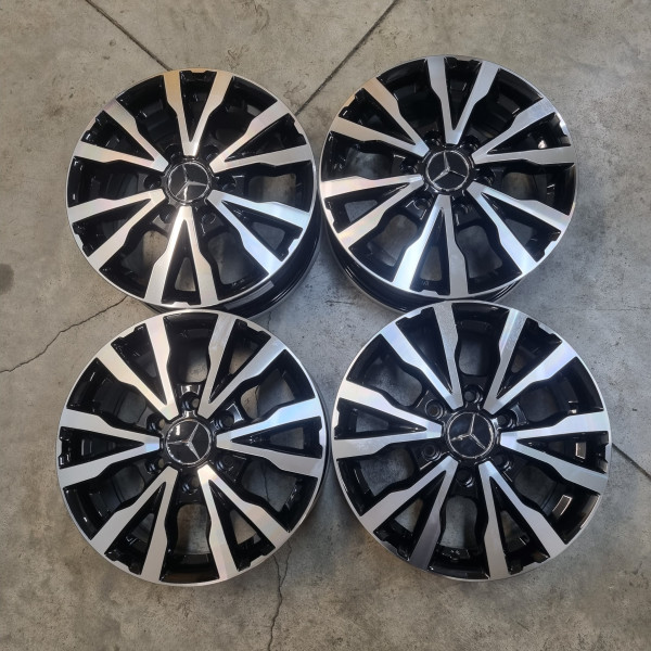 NA Mercedese nasom 6x130 R16 6.5J ET54 84.1 BFP