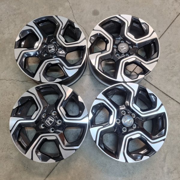 5x114.3 R18 7.5J ET45 64.1