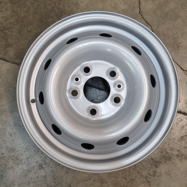 5x118 R15 6.0J ET68? 71