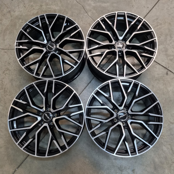 5x112 R20 9J ET34 66.6 CARMANI Ludwig Black polish