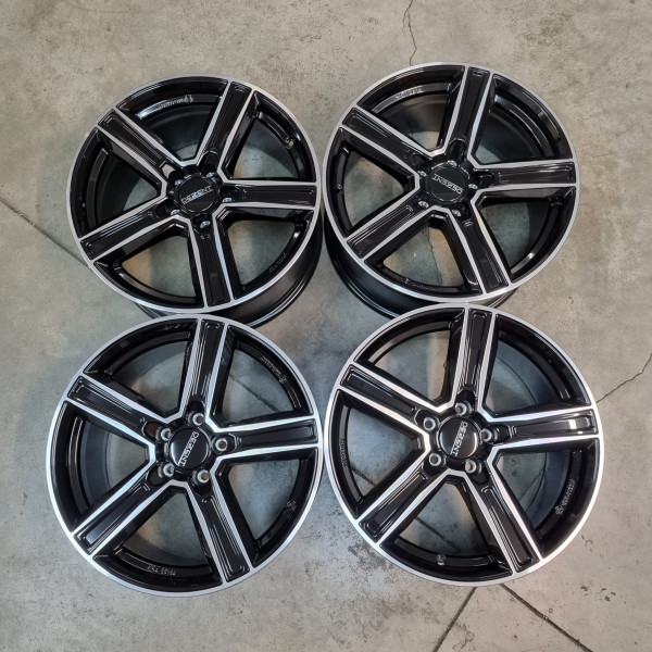5x112 R18 9.0J ET30 66.6 black polished Dezent KG dark