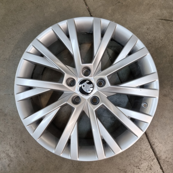 5x112 R18 8.0J ET44 57.1