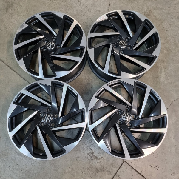 5x112 R20 8.0J ET40 57.1