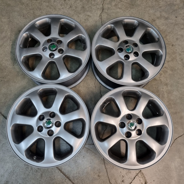 5x100 R16 6.5J ET42 57.1