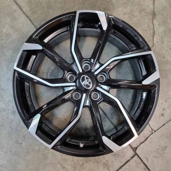 5x114.3 R18 7.0J ET40 60.1