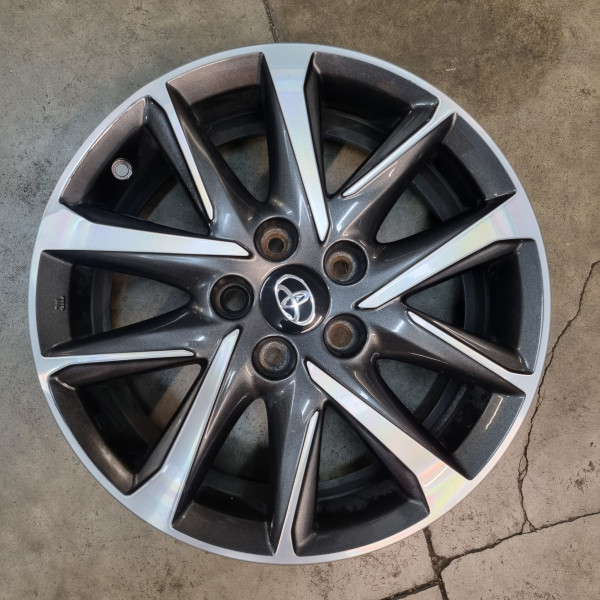 5x114.3 R17 7.0J ET45 67.1