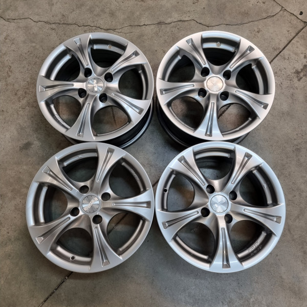 7x15 5x112 R15 7.0J ET35 ? Platin P35