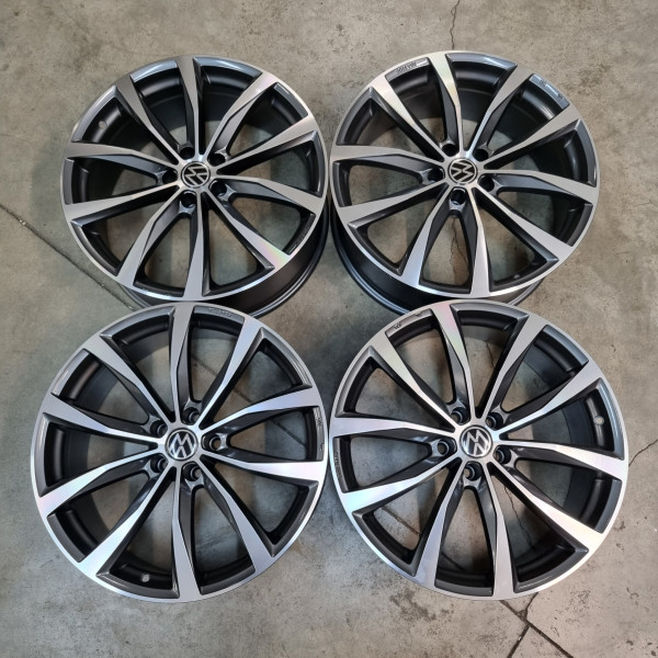 5x112 R18 7.5J ET51 57.1 MAK WOLF Gun met mirror face