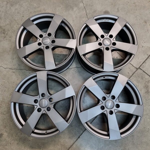 5x112 R17 7.5J ET28 66.6 DEZENT TD Graphite