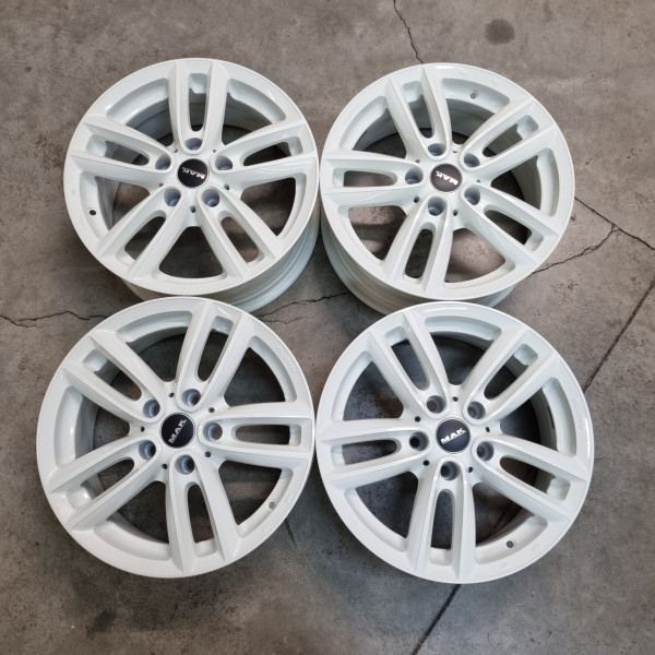 5x112 R16 7J ET41 66.6 MAK OXFORD Gloss white