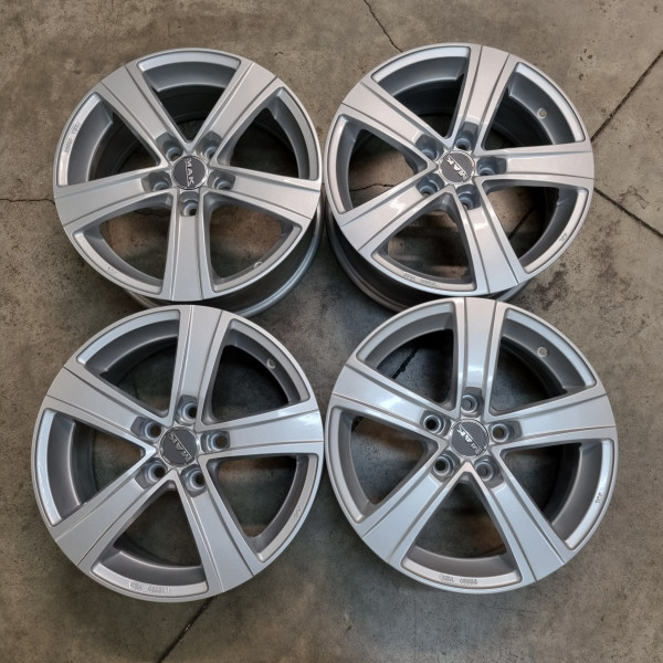5x112 R16 7.0J ET42 76.0 MAK F5T SILVER