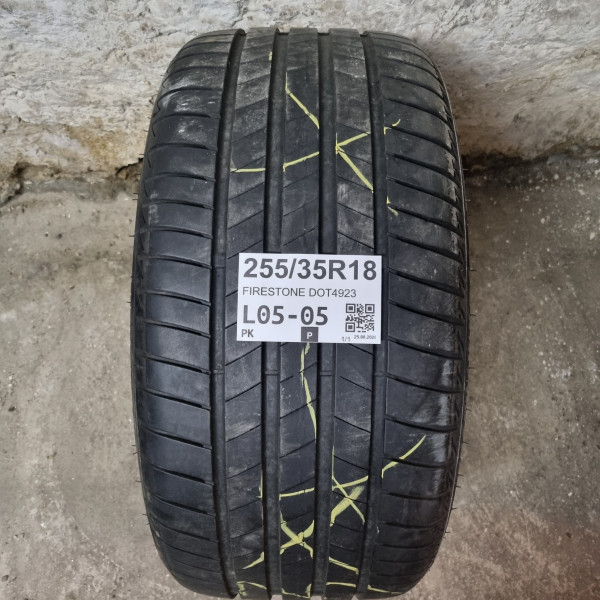255/35R18 FIRESTONE DOT4923
