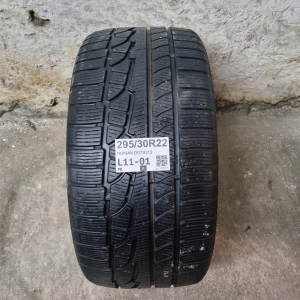 295/30R22 NOKIAN DOT4313