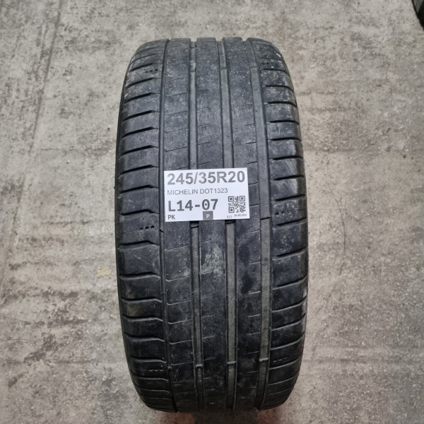 245/35R20 MICHELIN DOT1323