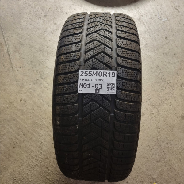 255/40R19 PIRELLI DOT3816