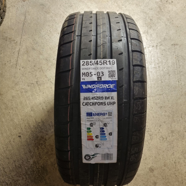 285/45R19 WINDFORCE DOT3821