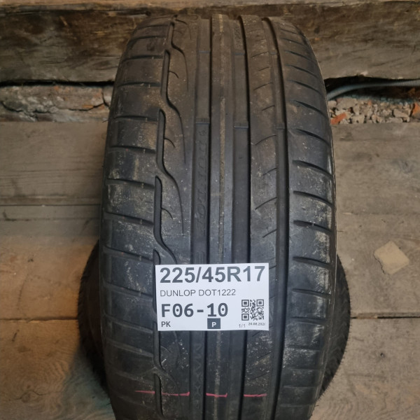 225/45R17 DUNLOP DOT1222